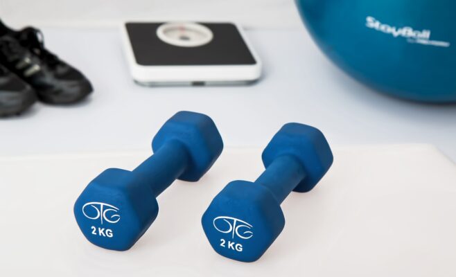 physiotherapy, weight training, dumbbells-595529.jpg